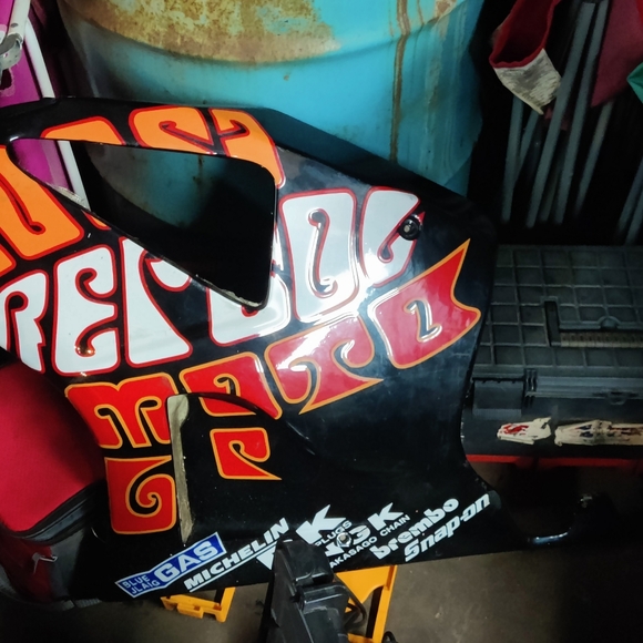 2005 Honda RC51 SP2 - Picture 2 of 12